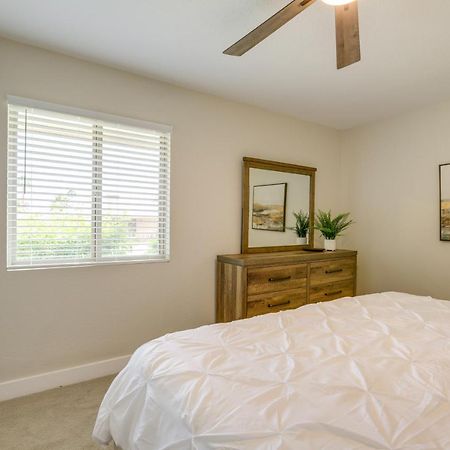 Sun City Retreat With Patio Near Golfing And Hiking! Eksteriør billede