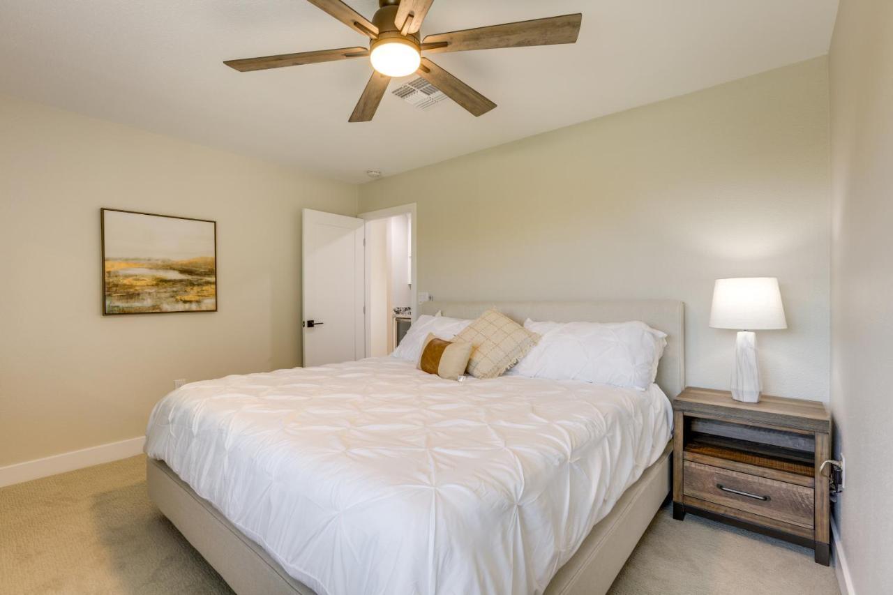 Sun City Retreat With Patio Near Golfing And Hiking! Eksteriør billede